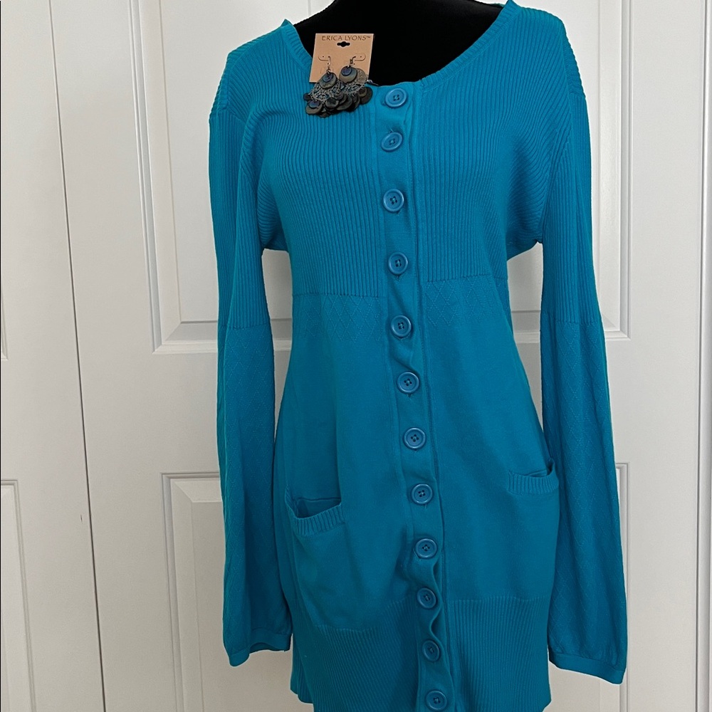 Fitted cardigan sweater